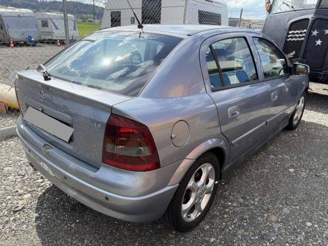 Opel Astra 1.8i 16V Njoy