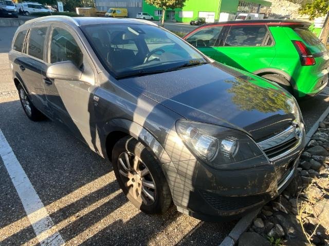 Opel Astra Caravan 1.8i 16V 140 Diamond