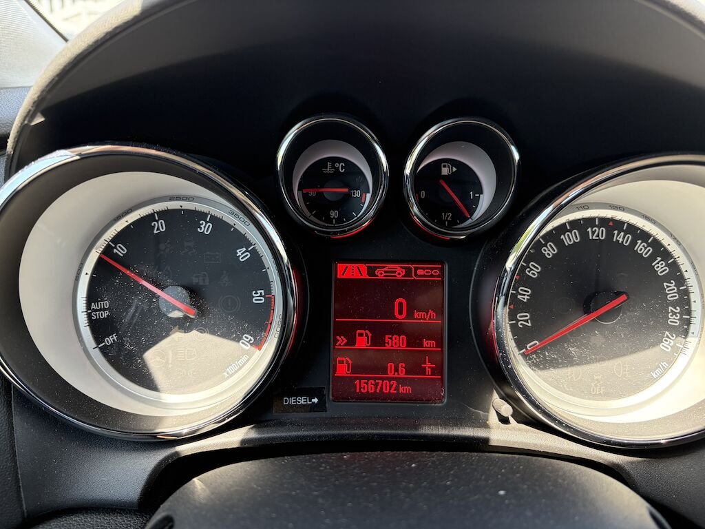 Opel Astra J