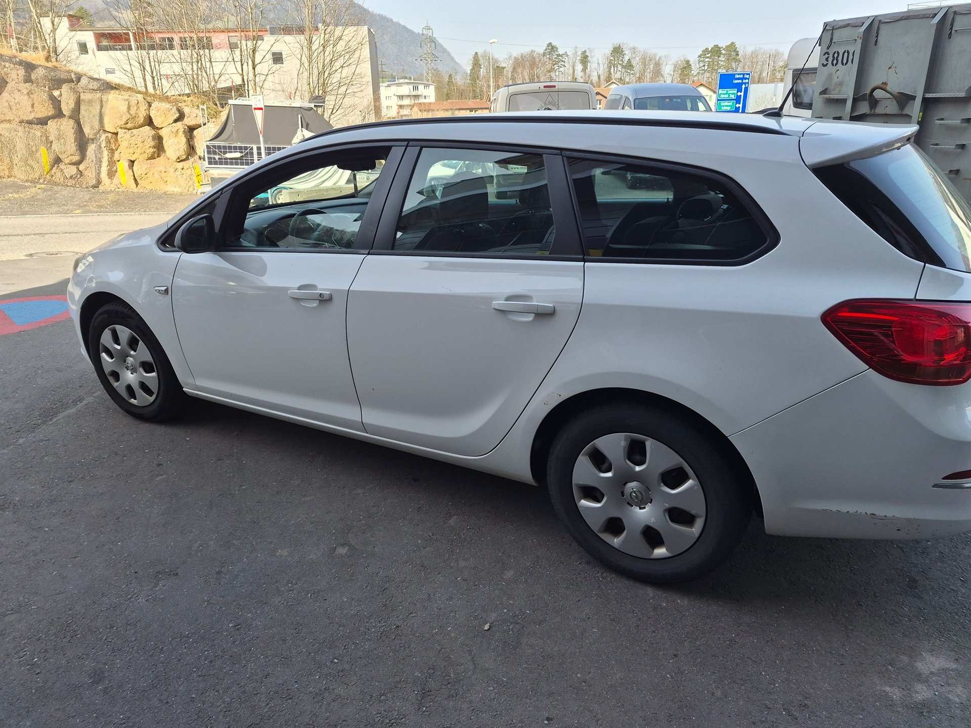 OPEL Astra J 16 ST