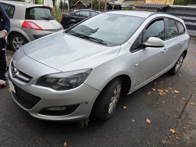 Opel Astra Sports Tourer 1.6 DTH