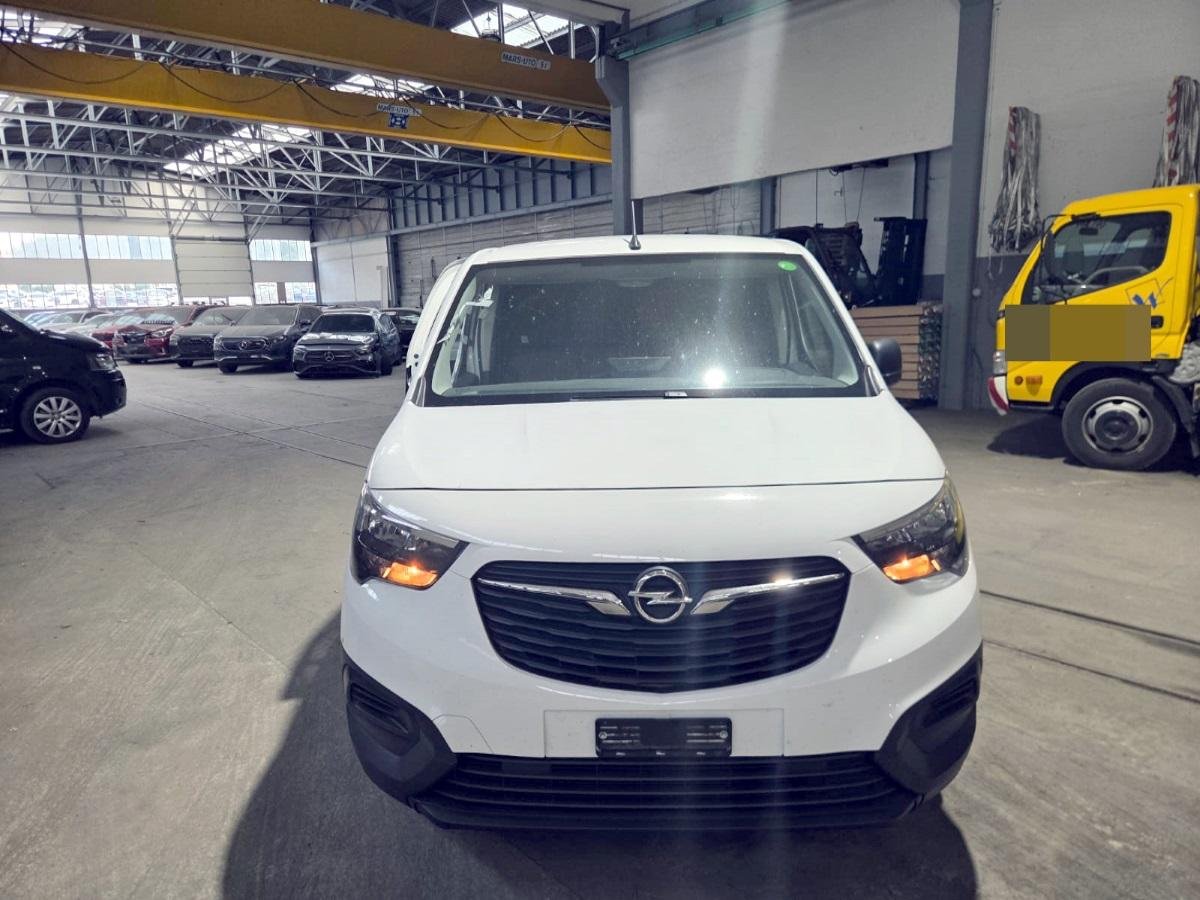 OPEL Combo 1.2 Cargo Ess. s/s 1.2, 110 HP