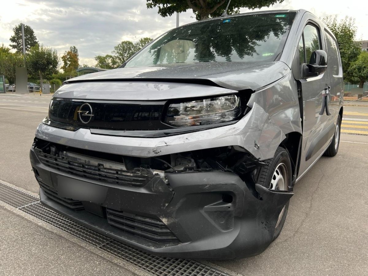 OPEL COMBO CARGO  1.5  A, 130 HP