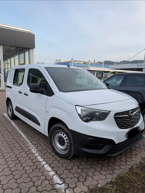 Opel Combo E D15DT