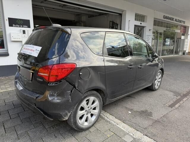 OPEL Meriva 1.4 Turbo Cosmo
