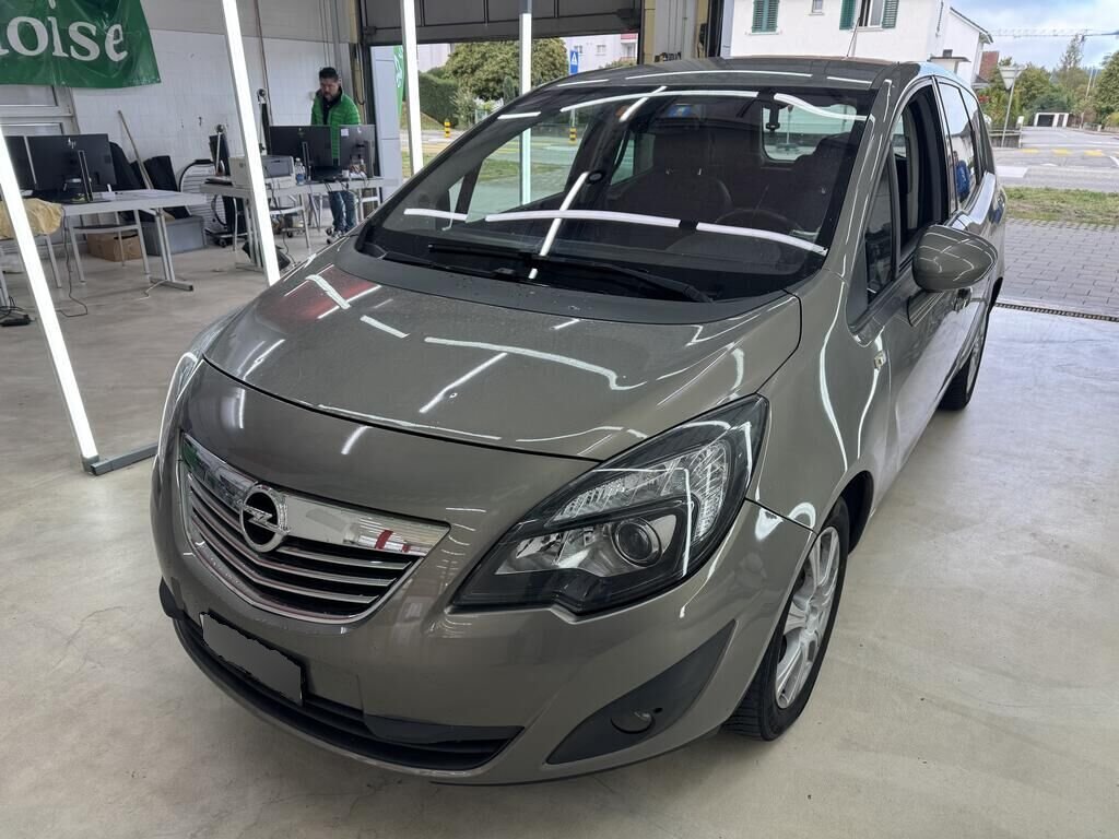 OPEL Meriva 1.4 Turbo Cosmo