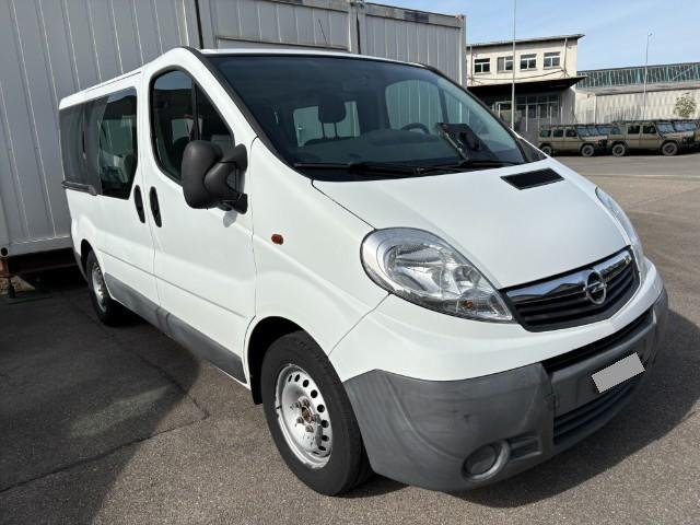 Opel Vivaro25TD J28/30 .
