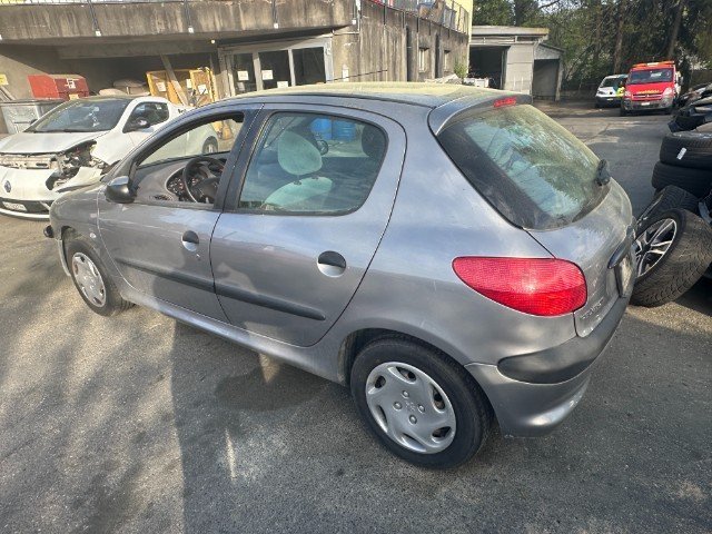 Peugeot 206 1.4 XT