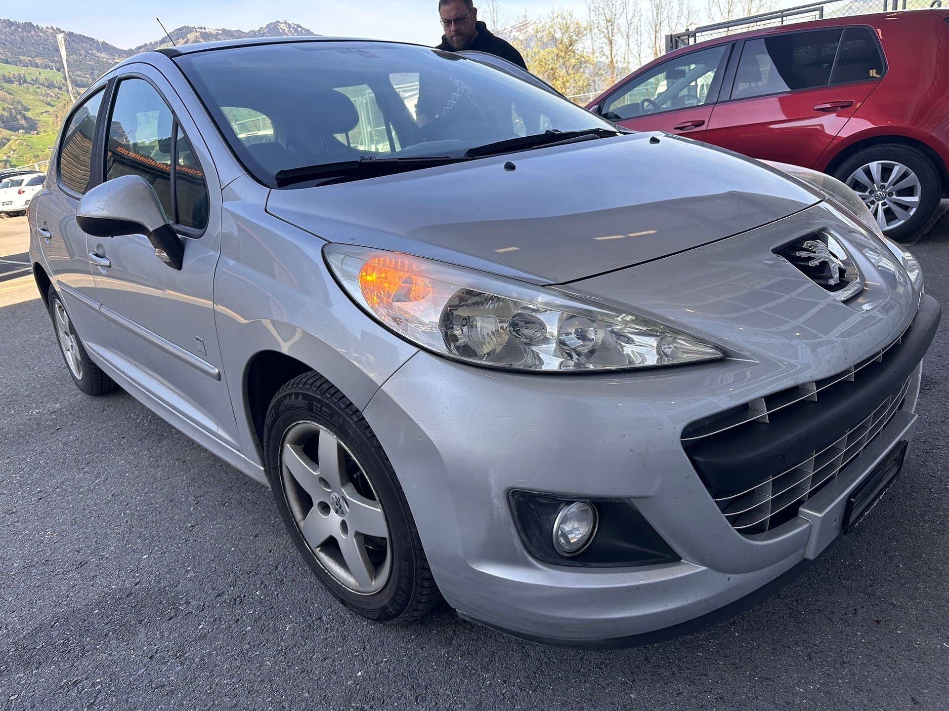 PEUGEOT 207 1.4i 16V