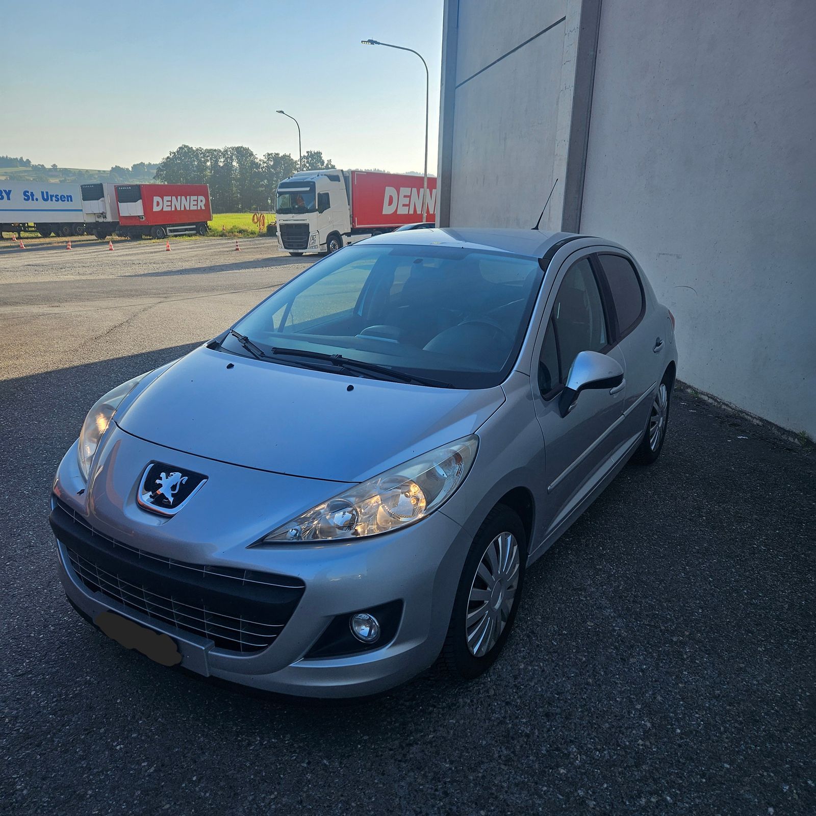 PEUGEOT 207 1.6i 16V