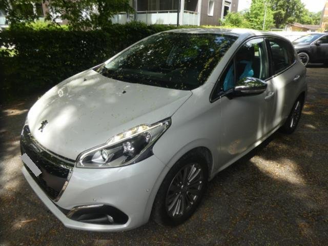 PEUGEOT 208 1.2 PureTech Allure PEUGEOT 208 1.2 PureTech Allure