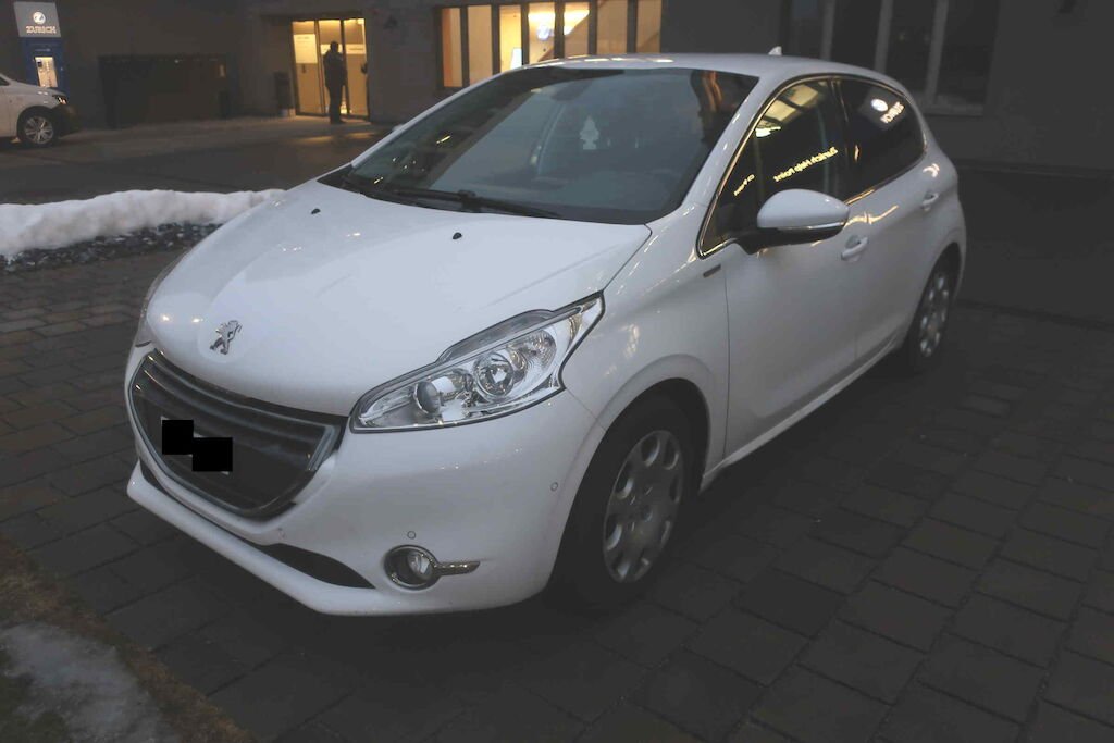PEUGEOT 208 1.2 VTI ACTIVE