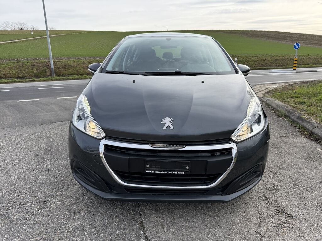 Peugeot 208 1.2i STT Automatique
