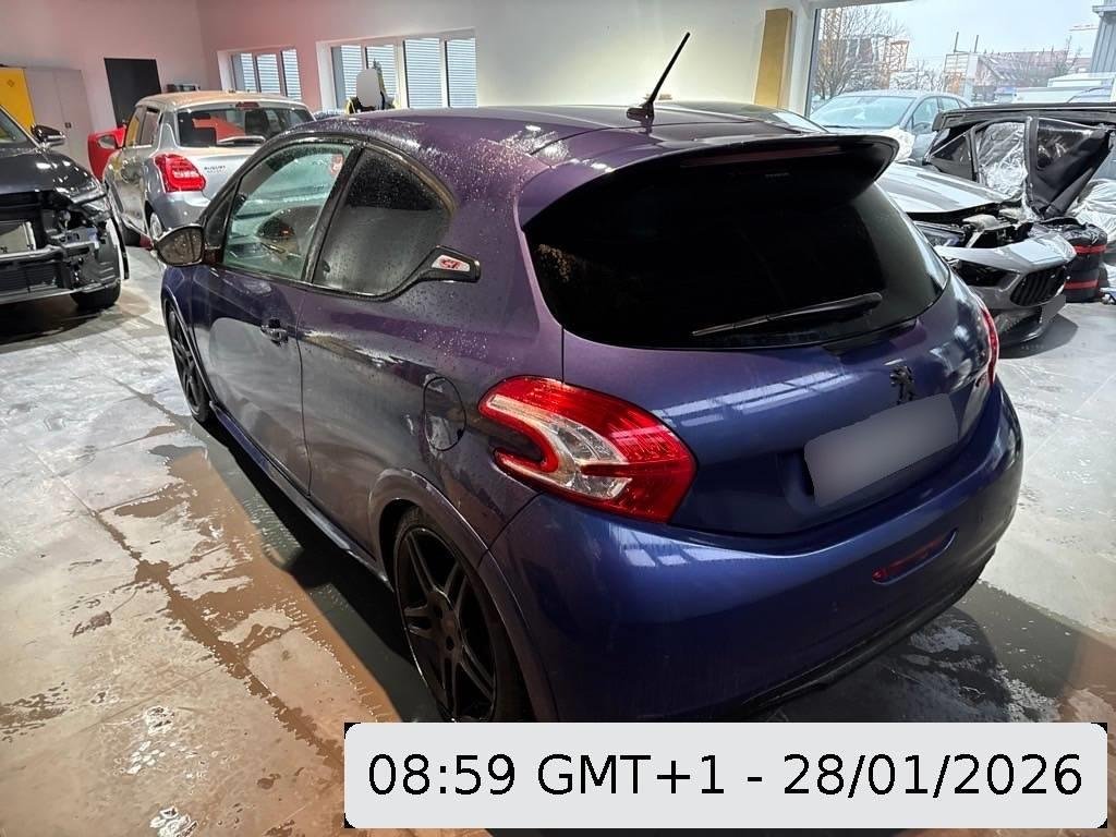 PEUGEOT 208 1.6 Turbo GTi, 200 HP
