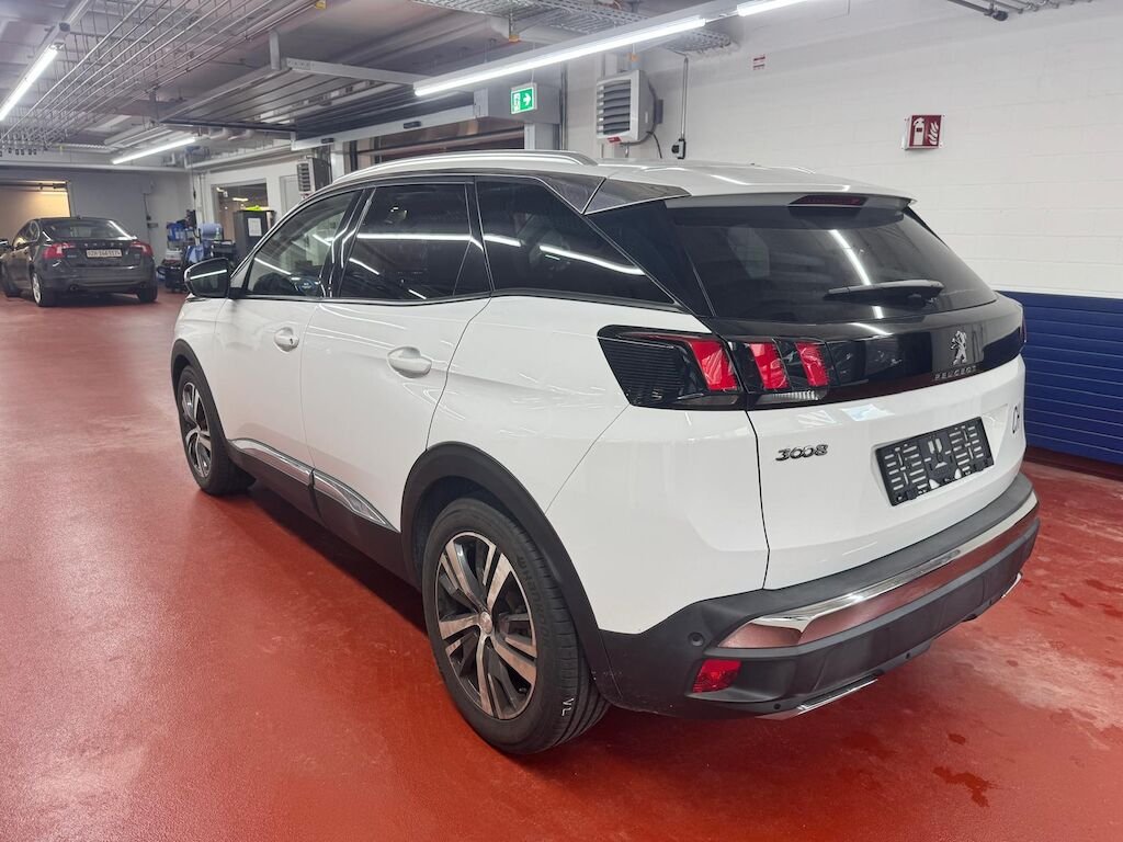 Peugeot 3008 1.2i STT