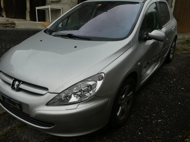 Peugeot 307 2.0 16V Black & Silver Edition