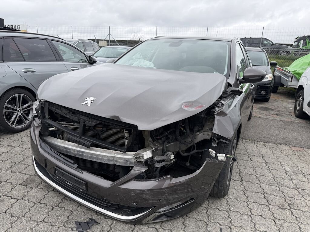 Peugeot 308 SW 1.2 PureTech 130 Allure S/S