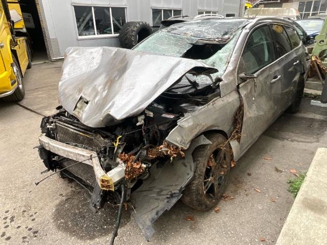 Peugeot 308 SW 2.0 BlueHDi Allure