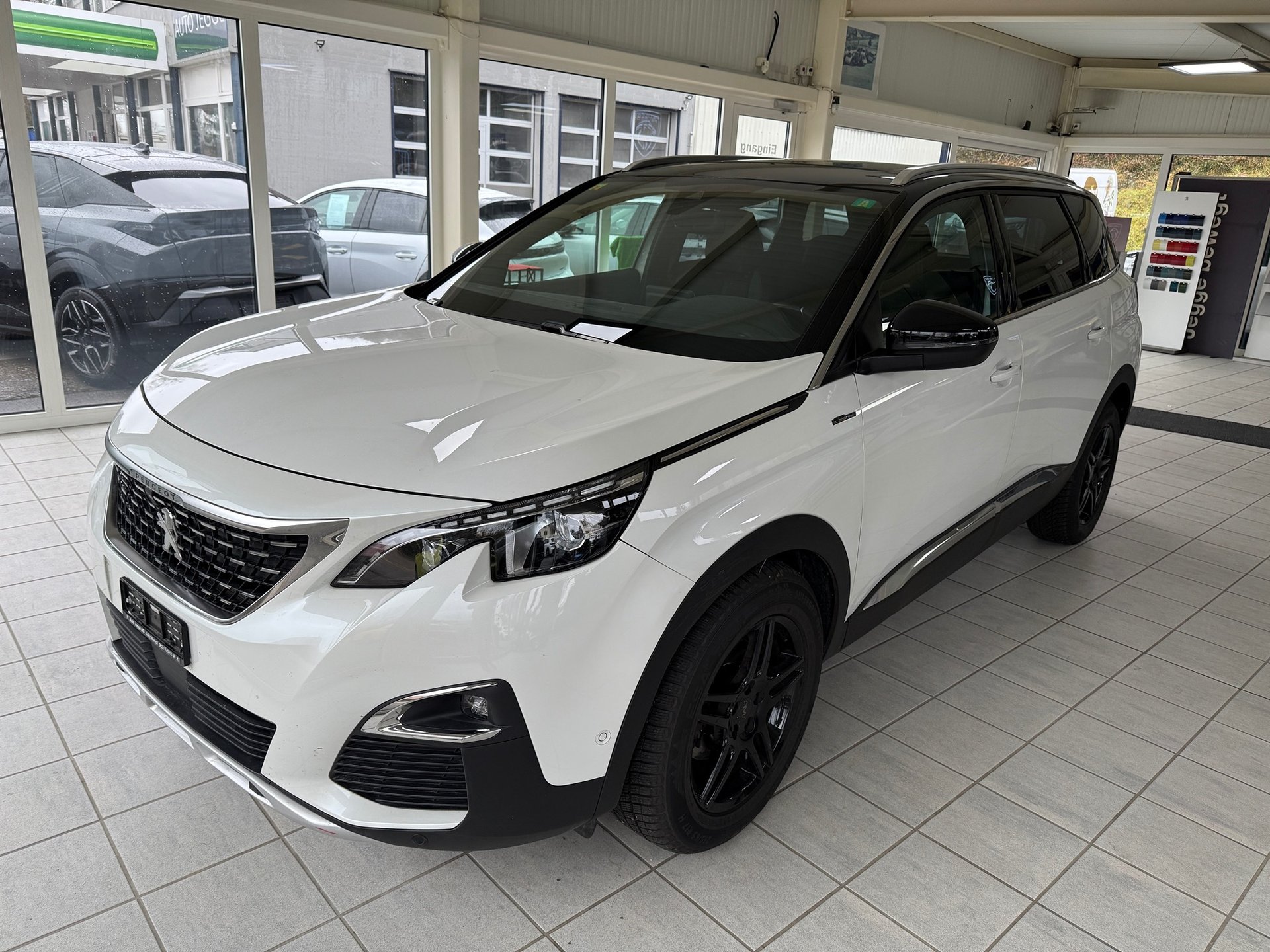 PEUGEOT 5008 1.5HDi STT