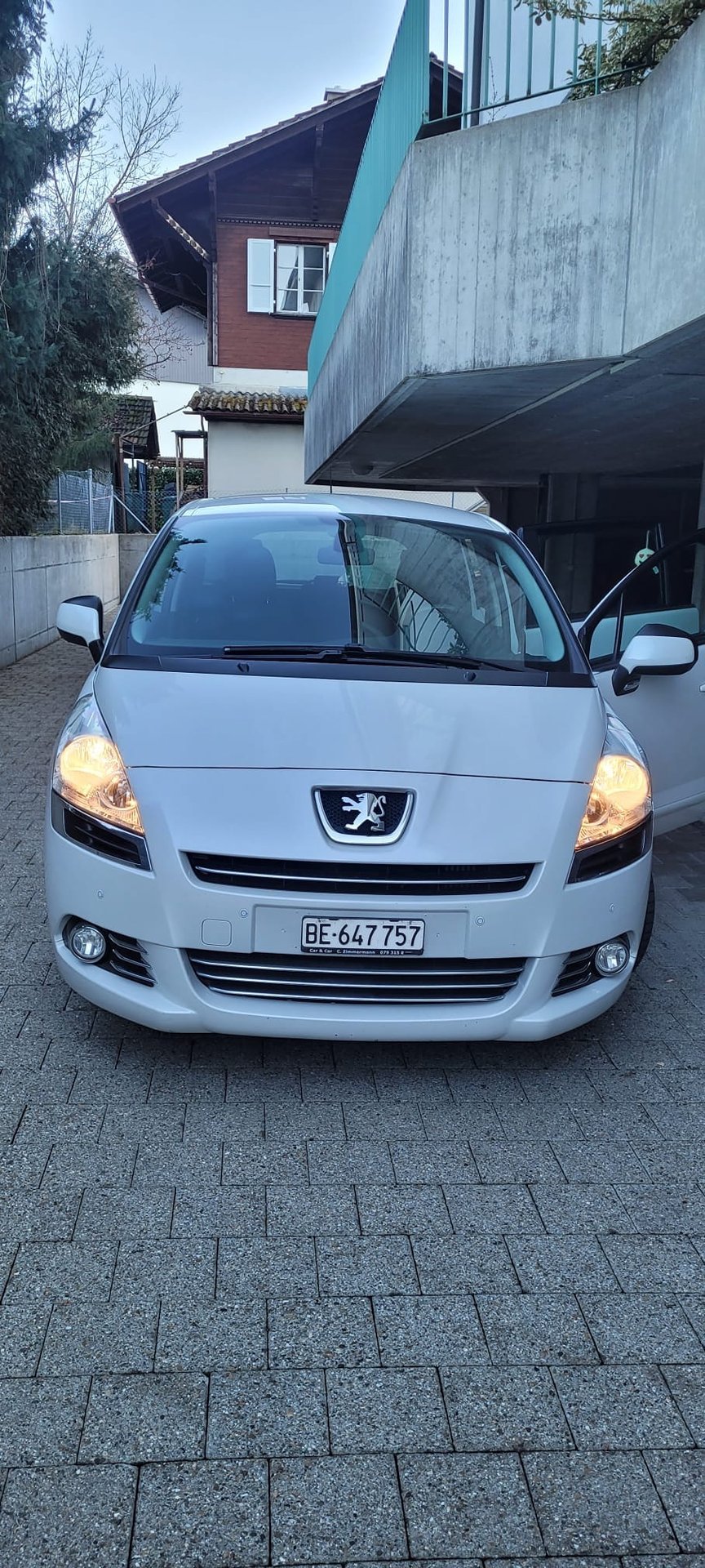PEUGEOT 5008 2.0 HDI