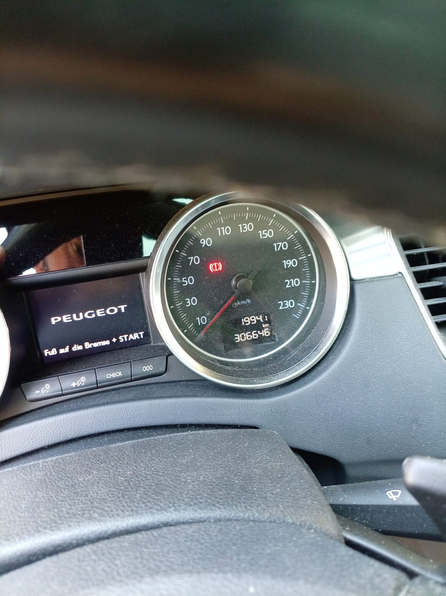 PEUGEOT 508 RXH