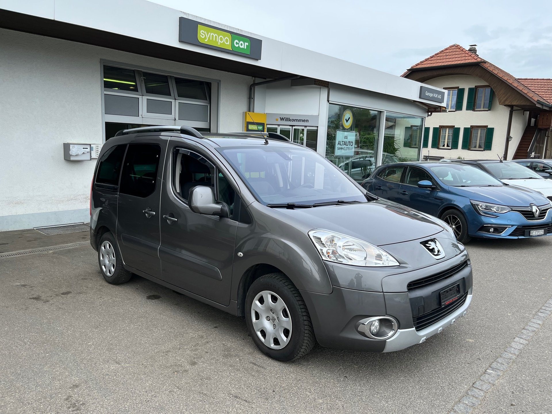 PEUGEOT Partner HDi110FAP