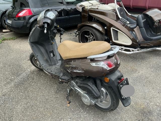 Peugeot Vivacity 125 .