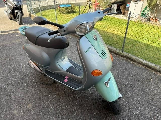Piaggio Vespa 125 ET4 -99