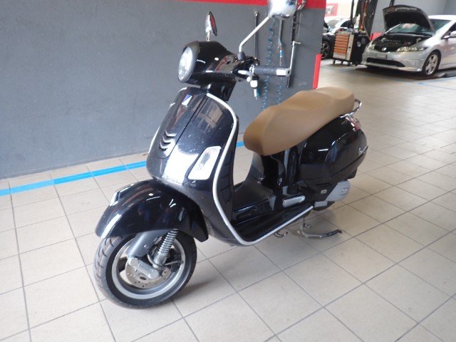 Piaggio Vespa 125 GTS ABS