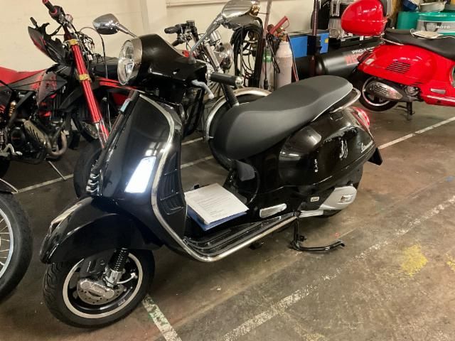 Piaggio Vespa 125 GTS ABS