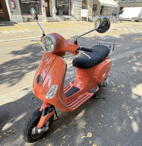 Piaggio Vespa 125 LX4 Automat