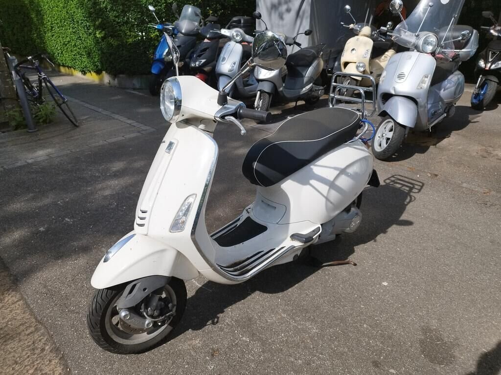PIAGGIO Vespa 125 Primavera i.e.