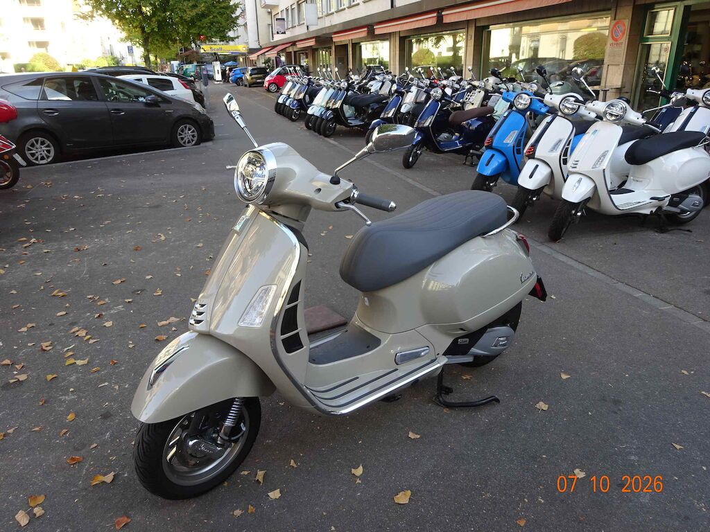 PIAGGIO VESPA GTS 125 E5+