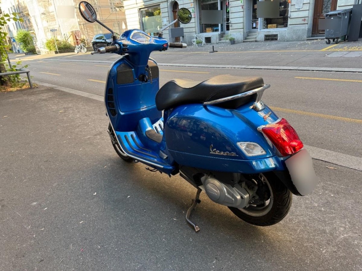 PIAGGIO Vespa  GTS Super 125 0.1, 15 HP
