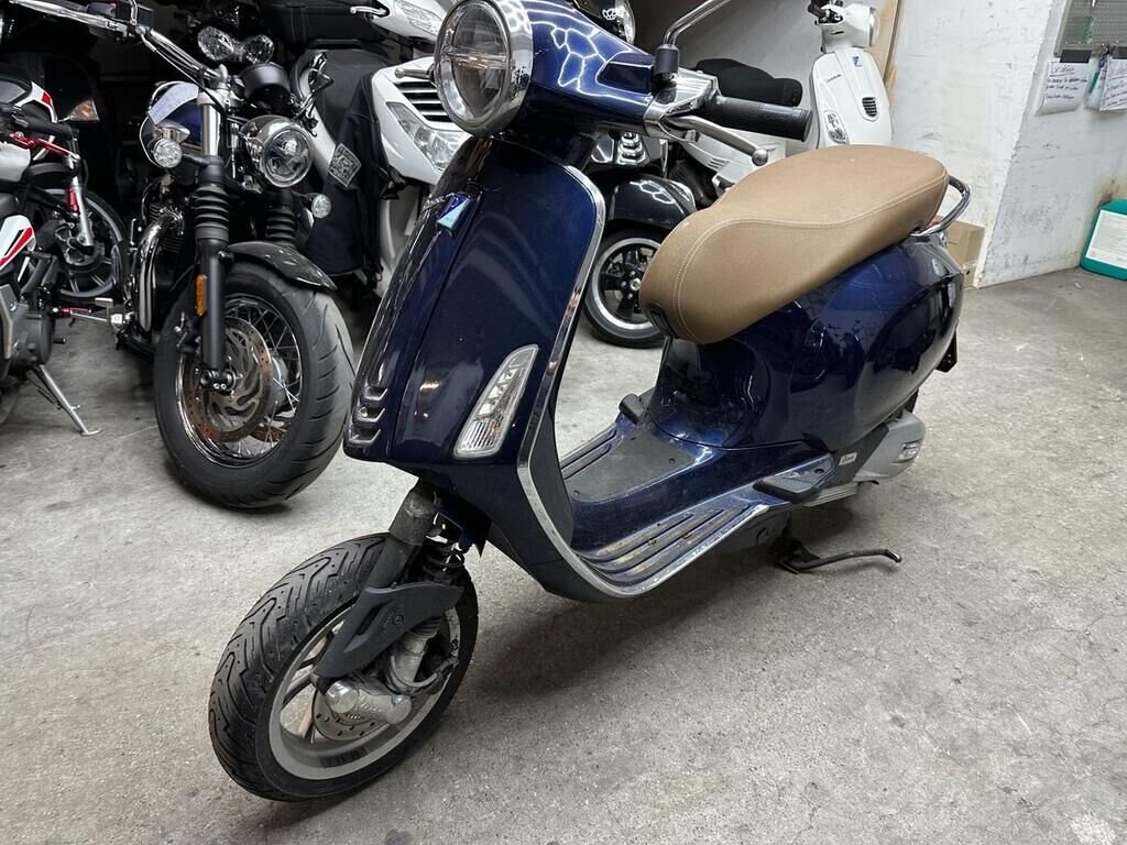 Piaggio Vespa Primavera 125 ABS