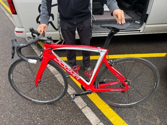 Pinarello Dogma F8 Dura Ace Di2 9070