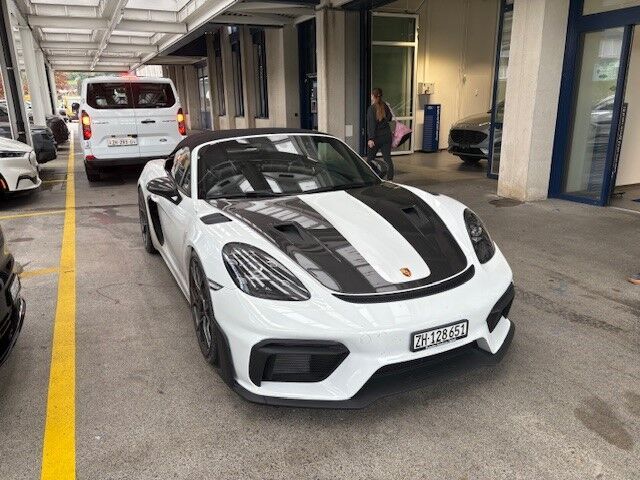 Porsche 718 Spyder RS