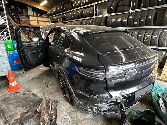 Porsche Cayenne 4.0 V8 GTS Cayenne 4.0 V8 GTS
