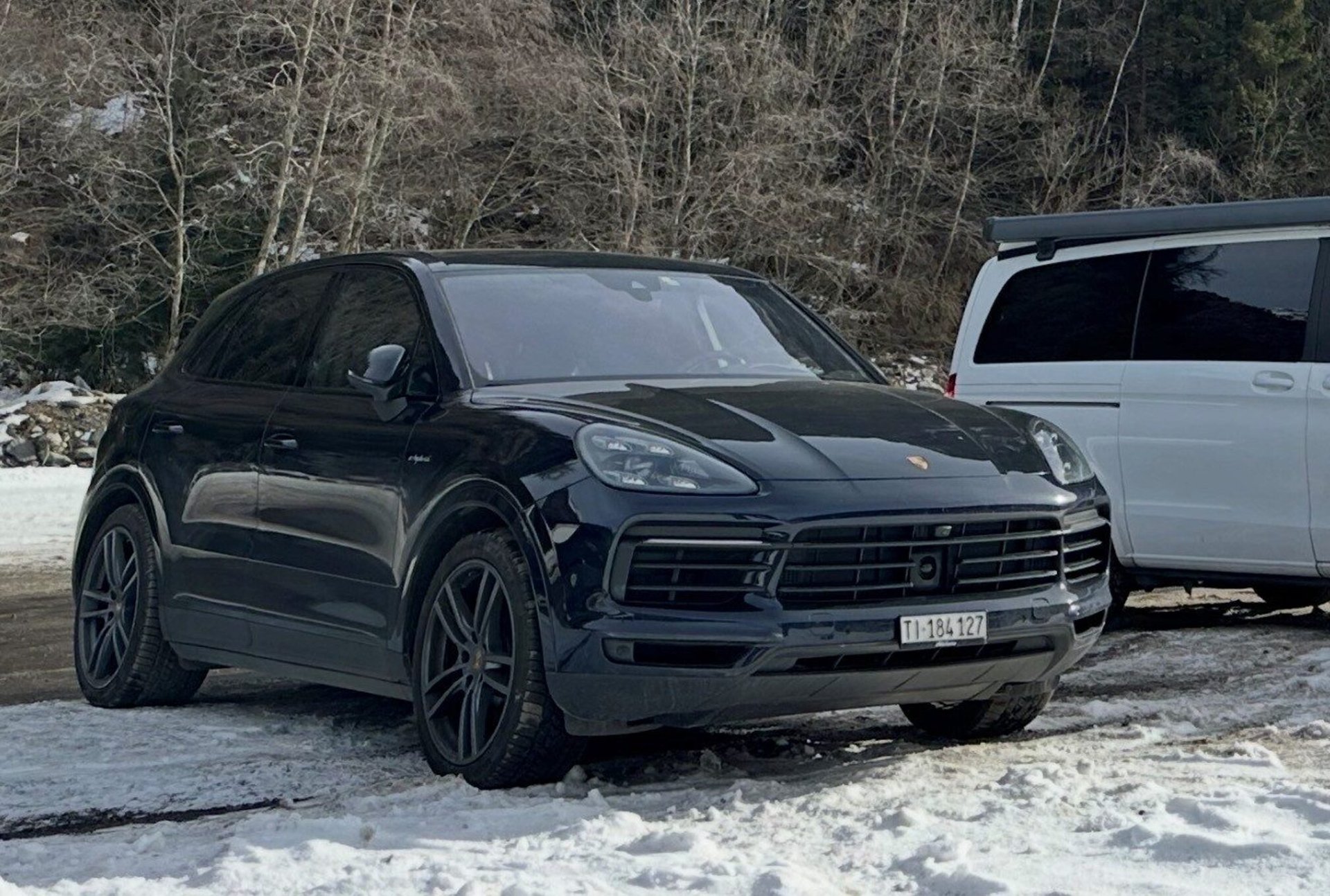 PORSCHE Cayenne E-Hybrid