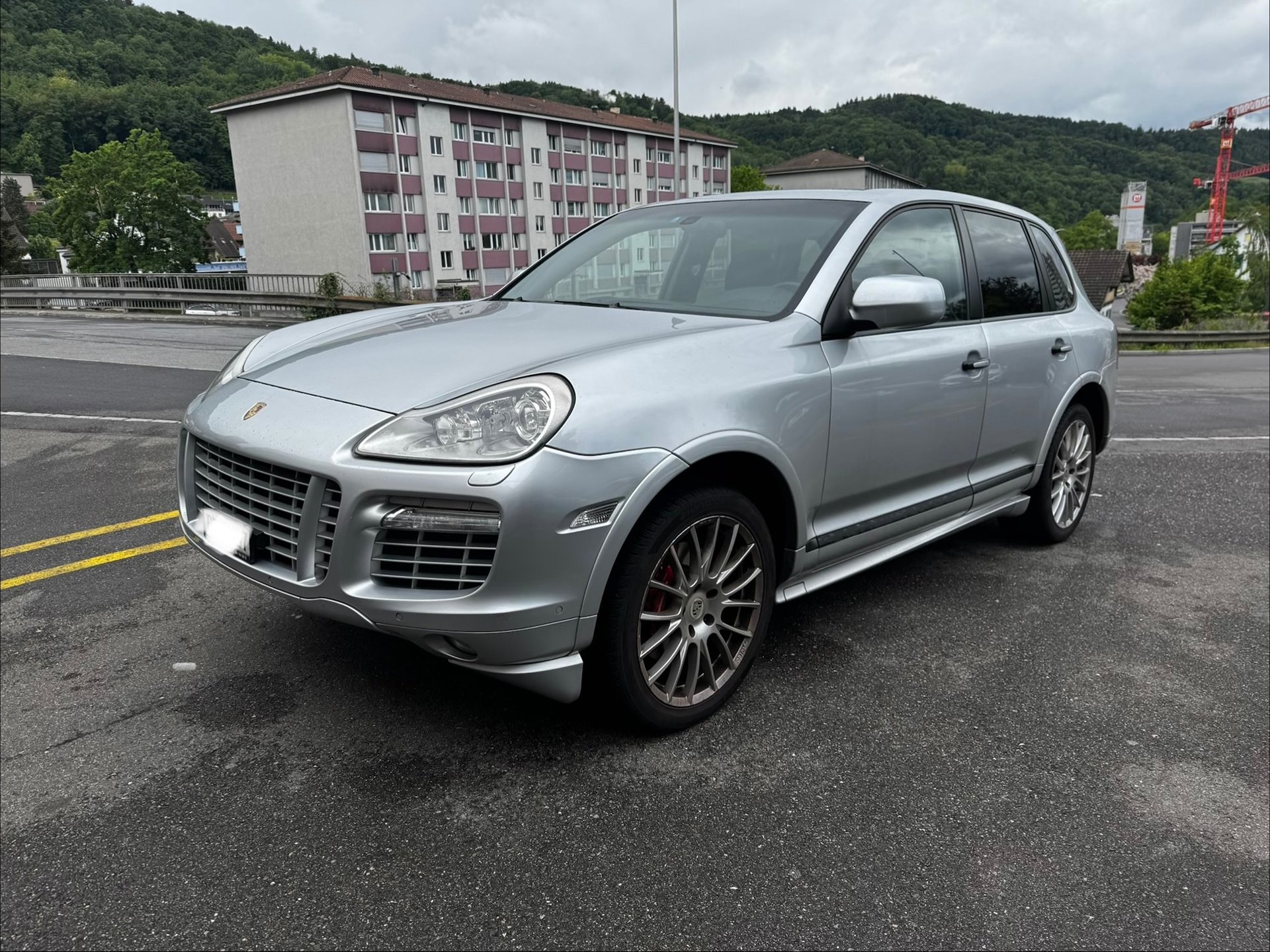 PORSCHE Cayenne GTS