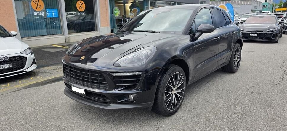 Porsche Macan S