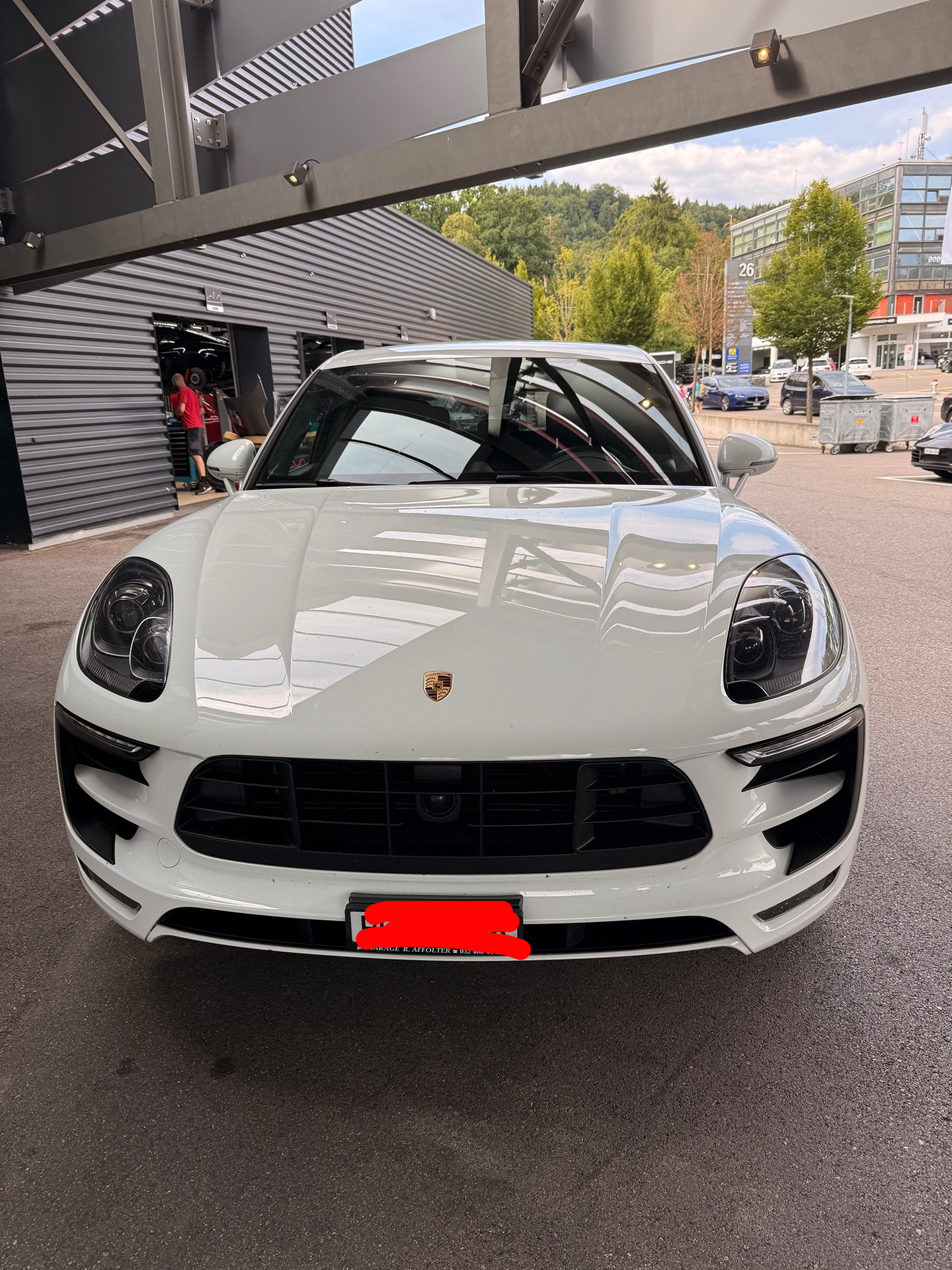 PORSCHE Macan Turbo