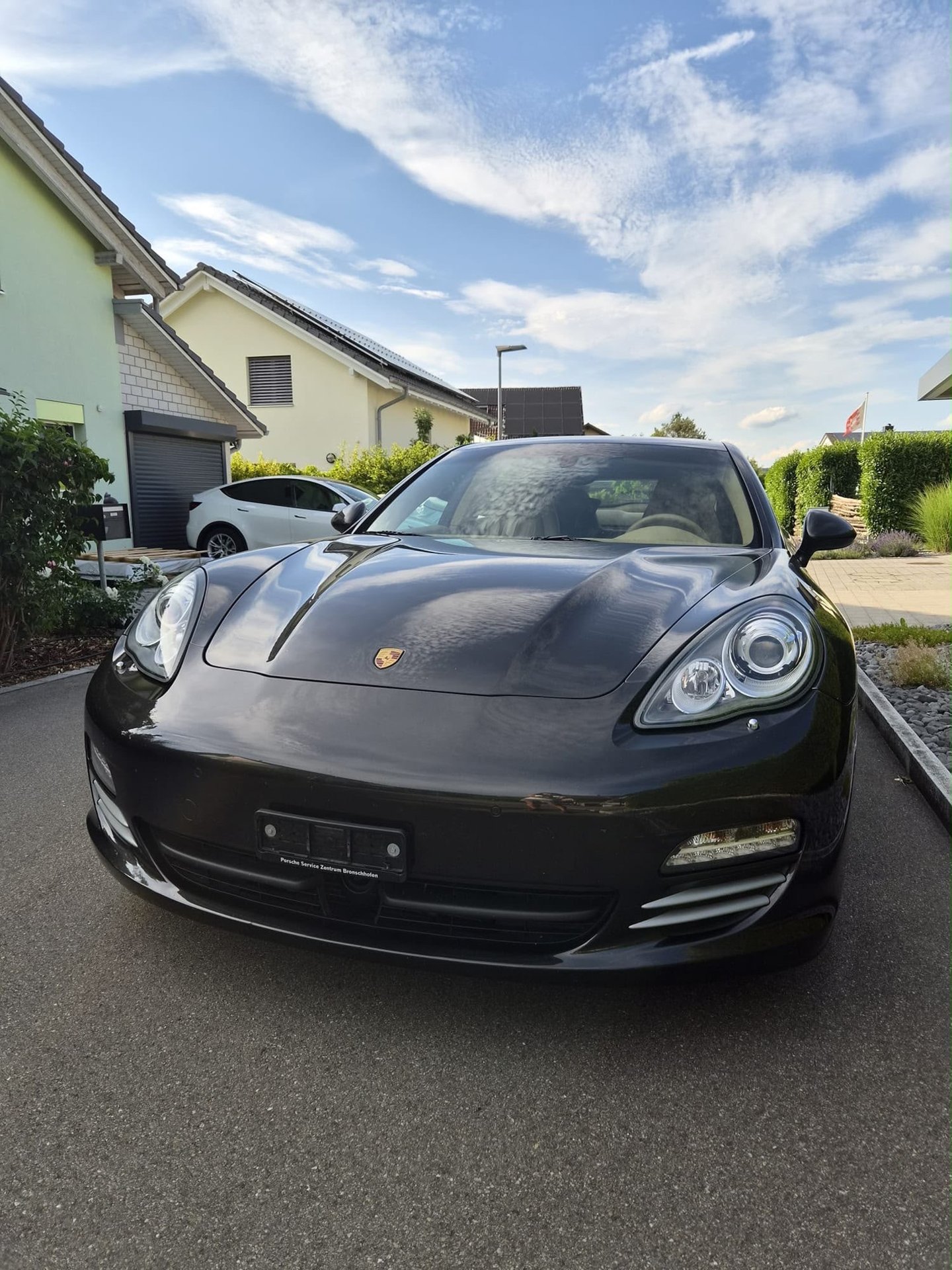 PORSCHE Panamera 4