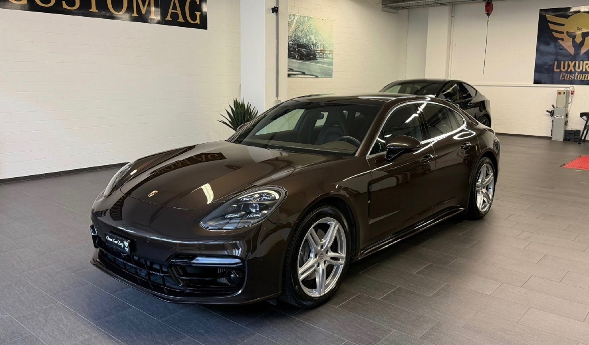 PORSCHE Panamera 4S