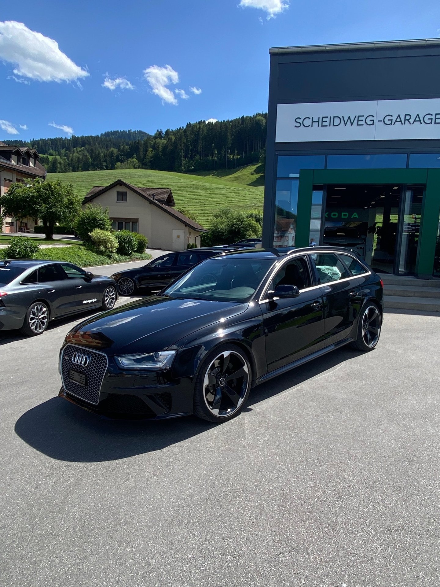 QUATTRO RS4 Avant 4.2FSI