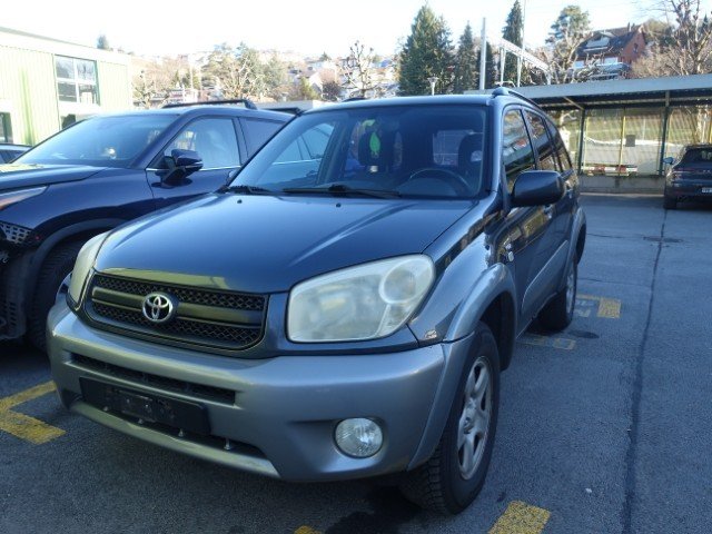 RAV 4 SUV