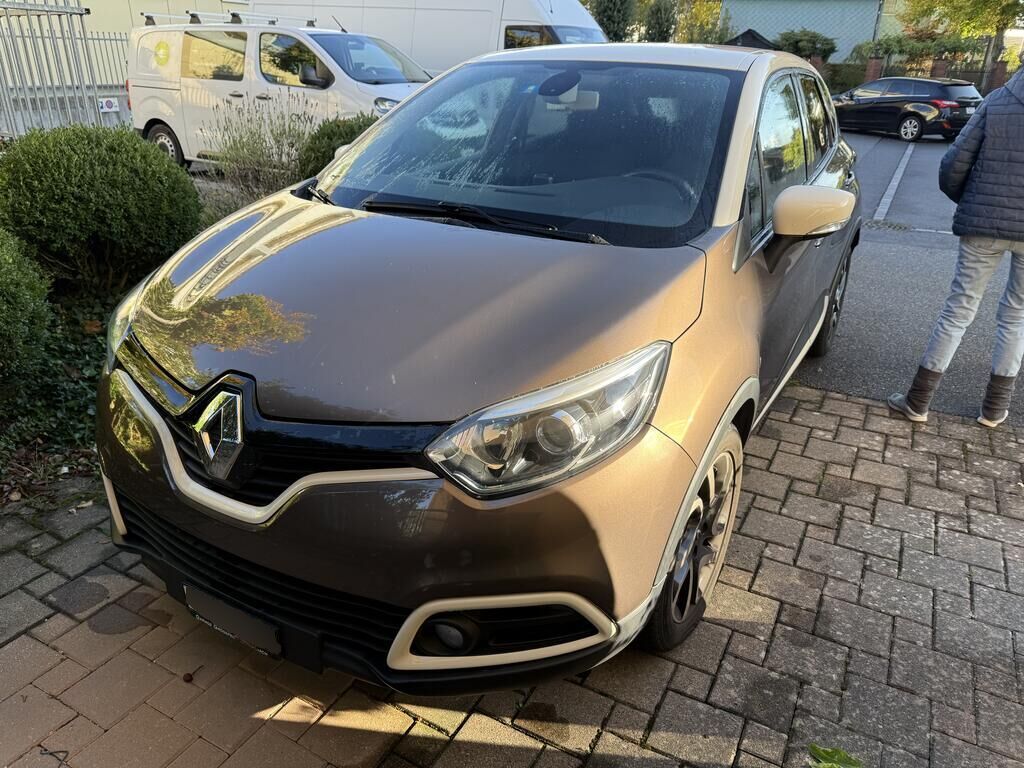 Renault Captur 1.2 T 16V Privilège EDC