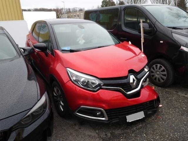 Renault CAPTUR 1.2T PRIVILÈGE SUV