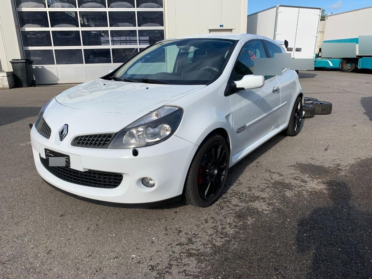 RENAULT Clio  2.0 16V RS (Sport), 200 HP