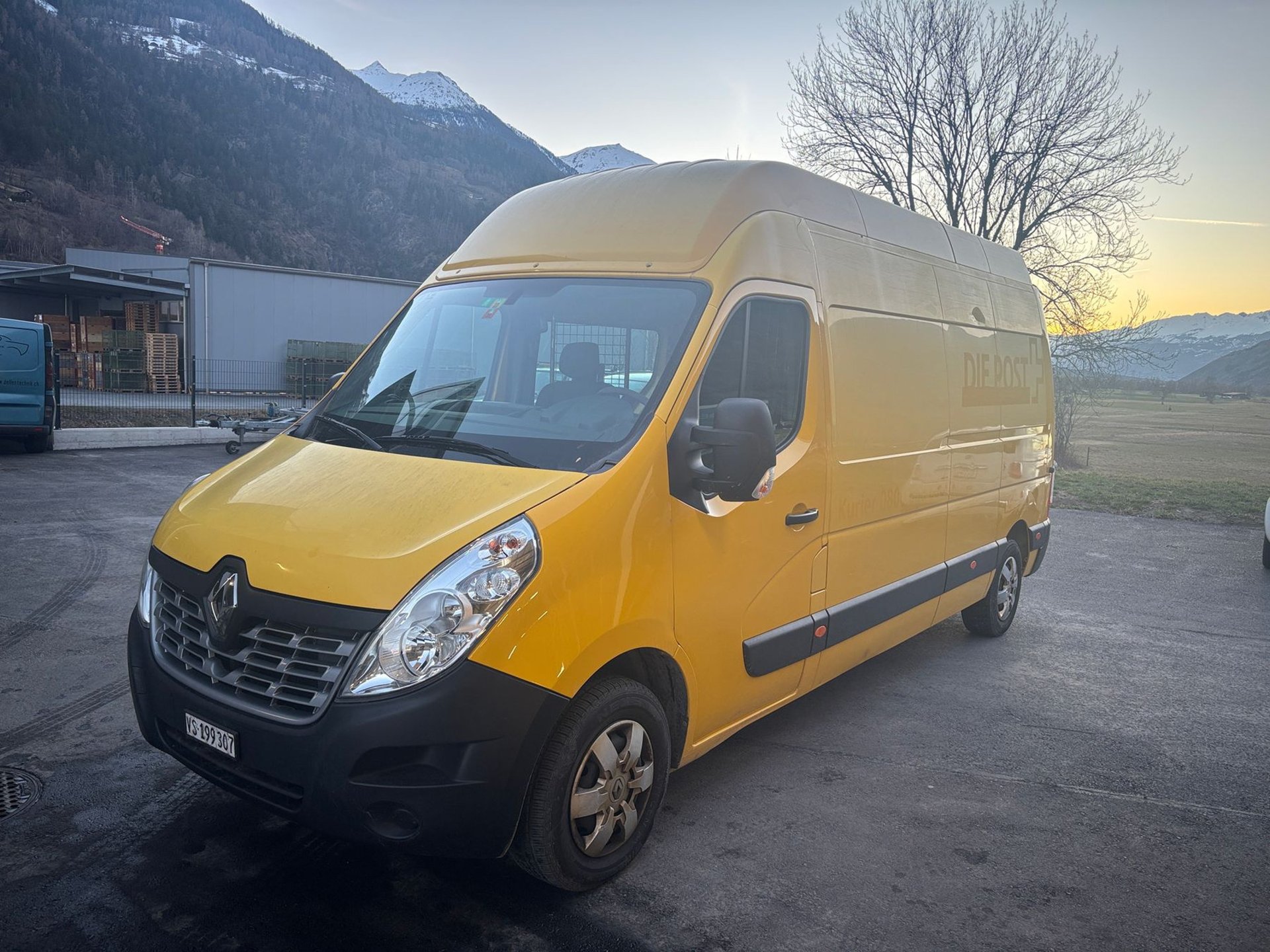 RENAULT Master T35 dCi130